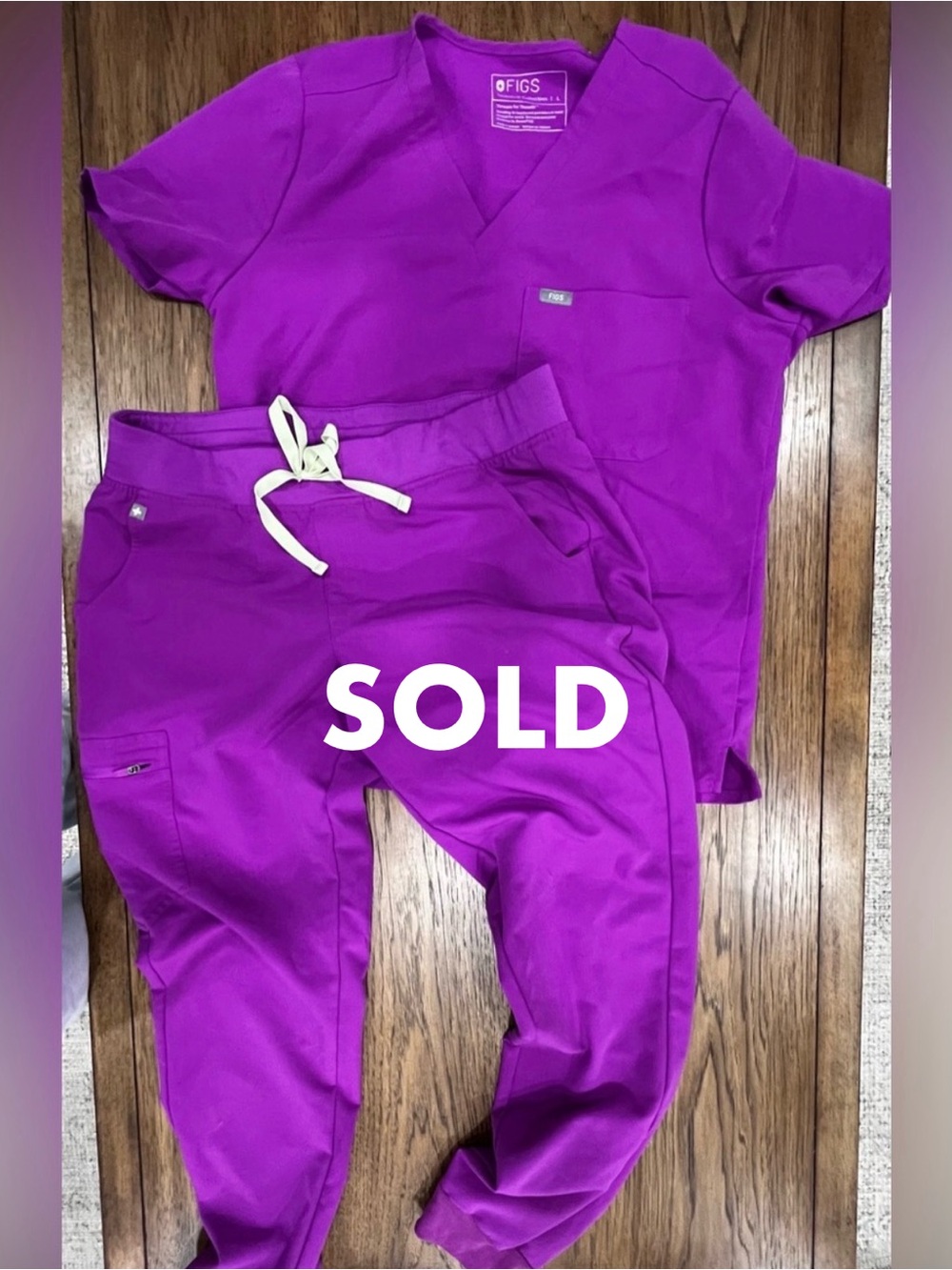 Figs Magenta Scrub Set with Drawstring